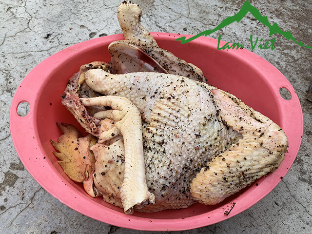 [Chi tiết] Cách làm gà nướng mắc khén hạt dổi chuẩn vị Tây Bắc