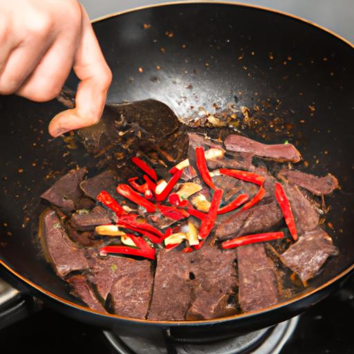 Cách làm bò khô xé sợi: Tổng quan về món ăn truyền thống Việt Nam