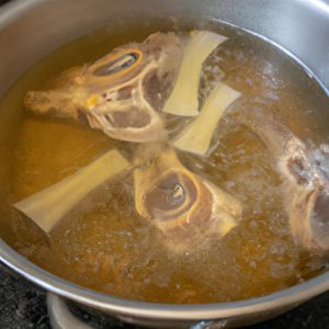 Cách Nấu Canh Xương Khoai Sọ