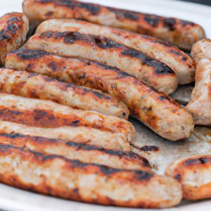 Cách Nấu Xúc Xích Ngon